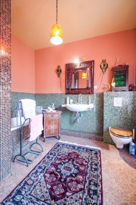 Appartamento 3 Bedroom 2 Bathroom Art Deco Flat In